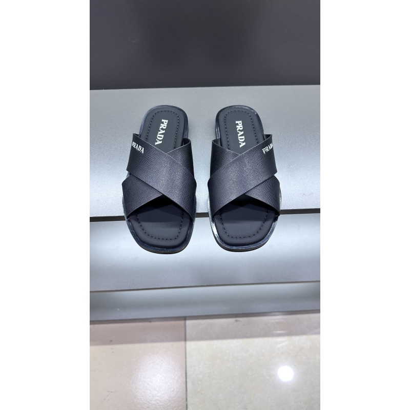 Pra*a slippers